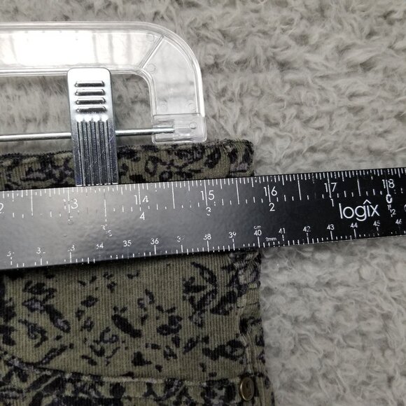 Pilcro Jeans Womens 28 Serif Olive Green Camo Print Corduroy Skinny Stretch - Picture 6 of 15